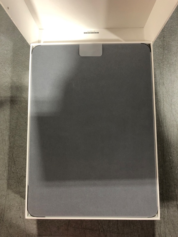 Photo 2 of Apple iPad Pro 11-inch (4th Generation): with M2 chip, Liquid Retina Display, 256GB, Wi-Fi 6E, 12MP front/12MP and 10MP Back Cameras, Face ID, All-Day Battery Life – Space Gray WiFi 256 GB Space Gray- NEW- ONLY OPENED FOR PICTURES 