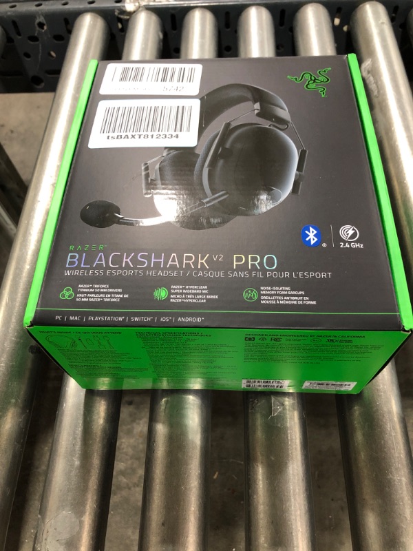 Photo 5 of NEW Razer BlackShark V2 Pro Wireless Gaming Headset 2023 Edition: 50MM Titanium Drivers - HyperClear Super Wideband Mic - Noise-isolating Earcups - Ultra-Soft Memory Foam- 70 Hour Battery Life - Black Black Generation 2