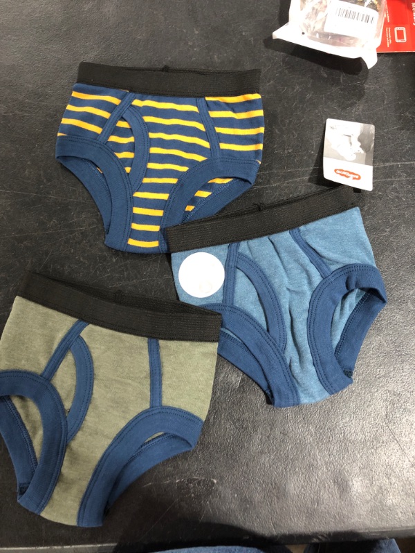 Photo 1 of 3 PACK BRIEFS KIDS SIZE(3T)
