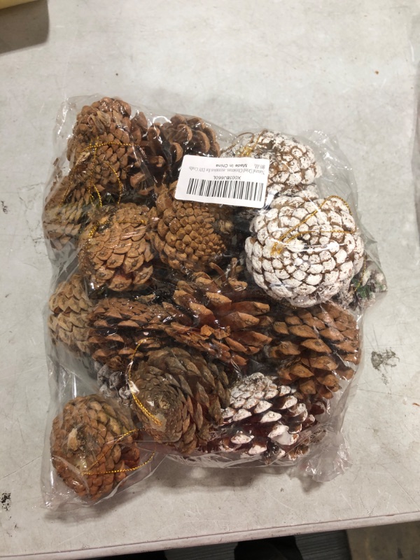 Photo 2 of 28 pcs Natural Dried Christmas Pine Cones with String Holiday Pinecones Pine Cones Ornaments Xmas Pine Cones Fall Thanksgiving Christmas Party Decoration for DIY Crafts 28 pack