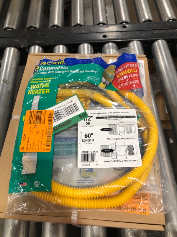 Photo 2 of 1/2 in. MIP x 1/2 in. MIP x 60 in. Gas Connector (1/2 in. OD) w/Safety+Plus2 Thermal Excess Flow Valve (53,200 BTU)
