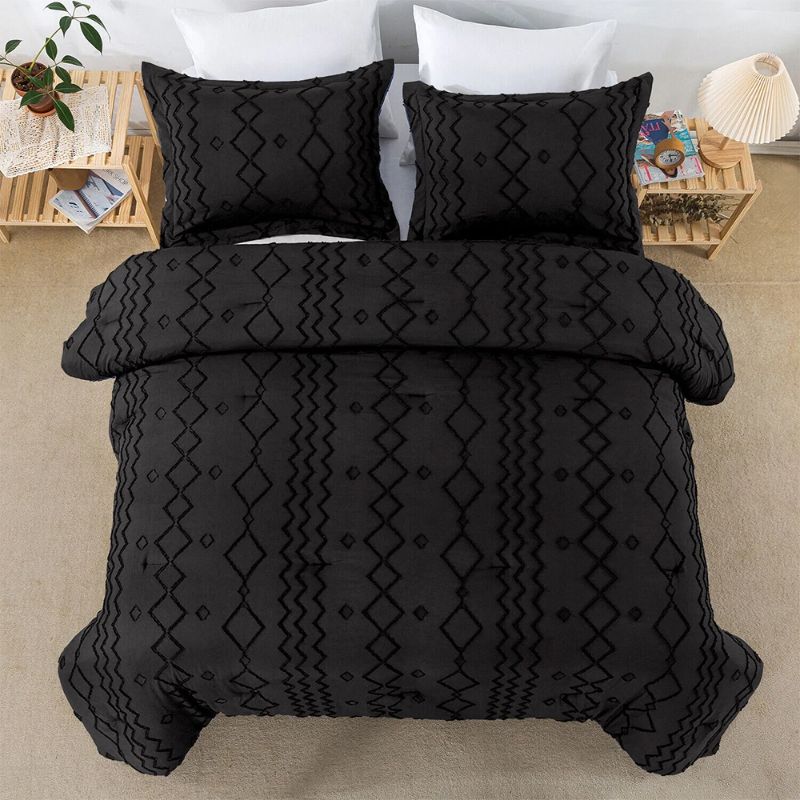 Photo 1 of 3PCS Tufted Comforter Set Boho Geometry Embroidery Queen Black
