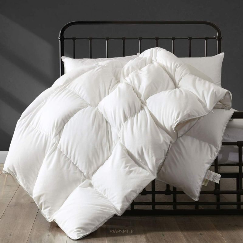 Photo 1 of 
Heavyweight Full/Queen Goose Feathers Down Comforter for Colder Weather/Sleeper, Ultra-Soft Hotel Collection Goose Down Duvet Insert, 46oz Fluffy Thick Winter Down Comforter(90x90, White)