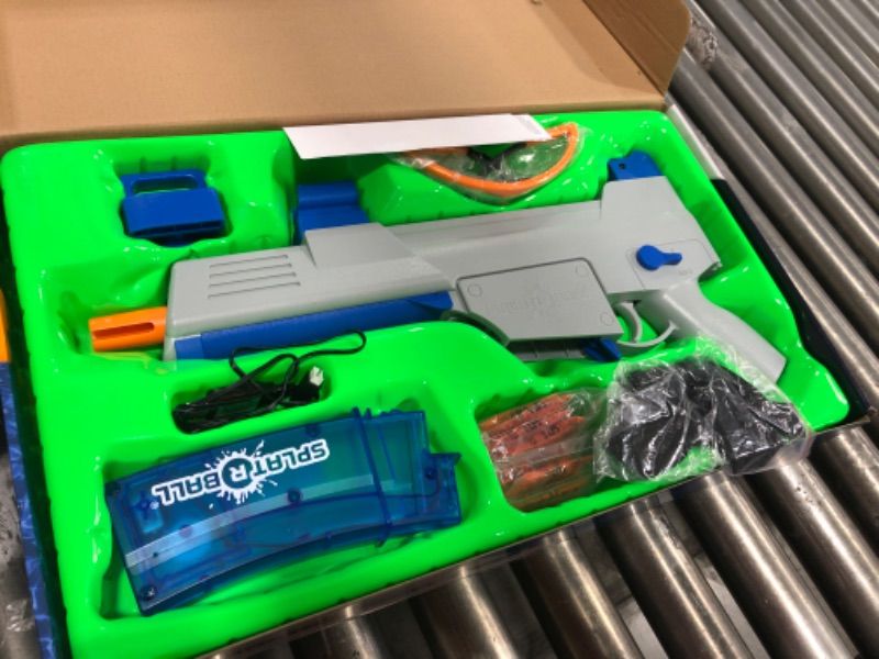 Photo 2 of  Splat-R-Ball Semi and Full Auto Water Gel Ball Gun Blaster Kit 