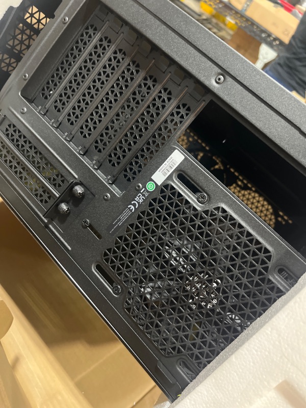 Photo 1 of Corsair 4000D Airflow Tempered Glass Mid-Tower ATX PC Case - Black Black Airflow
