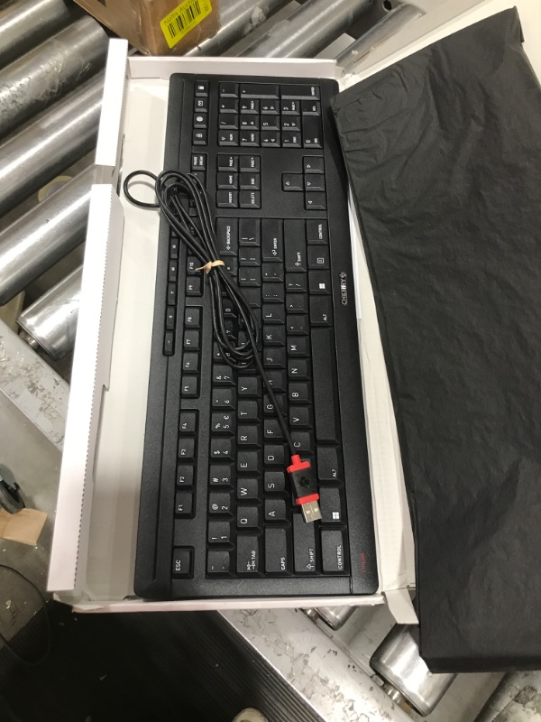 Photo 2 of CHERRY Wired Stream Keyboard
