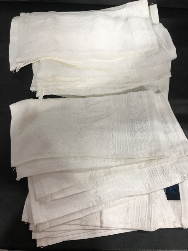Photo 1 of A PACK OF 10 WHITE WASHCLOTHS