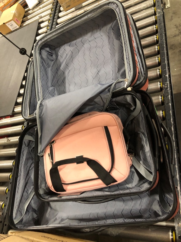 Photo 2 of 3 piece luggage set 