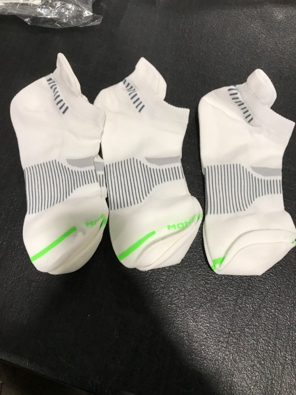 Photo 1 of 3 Pair Ankle Socks Assumed Size 8