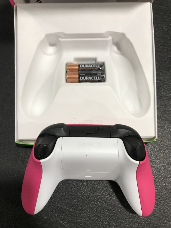 Photo 3 of Microsoft Xbox Wireless Controller Deep Pink for Xbox Series X/S, Xbox One, and Windows Devices Pink
