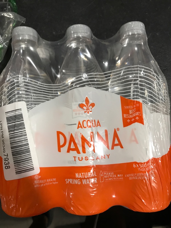 Photo 2 of Acqua Panna Natural Spring Water, 16.9 Fl. Oz. Plastic bottles, Pack of 6
best by 11/2023