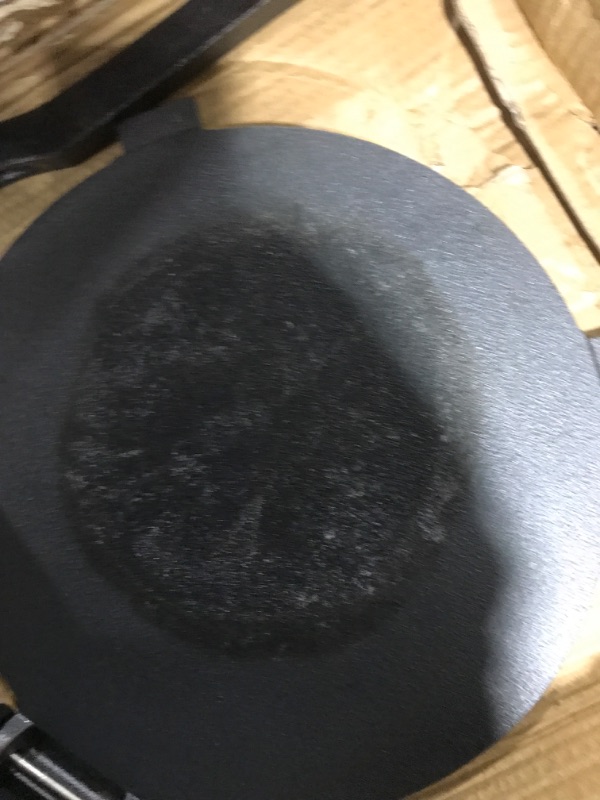 Photo 4 of  8 Inch Cast Iron Tortilla Press. Tortilla Maker, Flour Tortilla press, Rotis Press, Dough Press, Pataconera Seasoned with Flaxeed Oil, Black -
