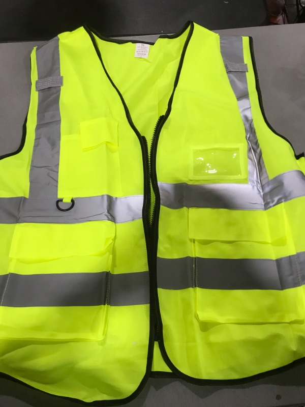 Photo 2 of 3XL XIAKE 5 Pockets High Visibility Reflective Safety Vest,Zipper Front, Meets ANSI/ISEA Standards
