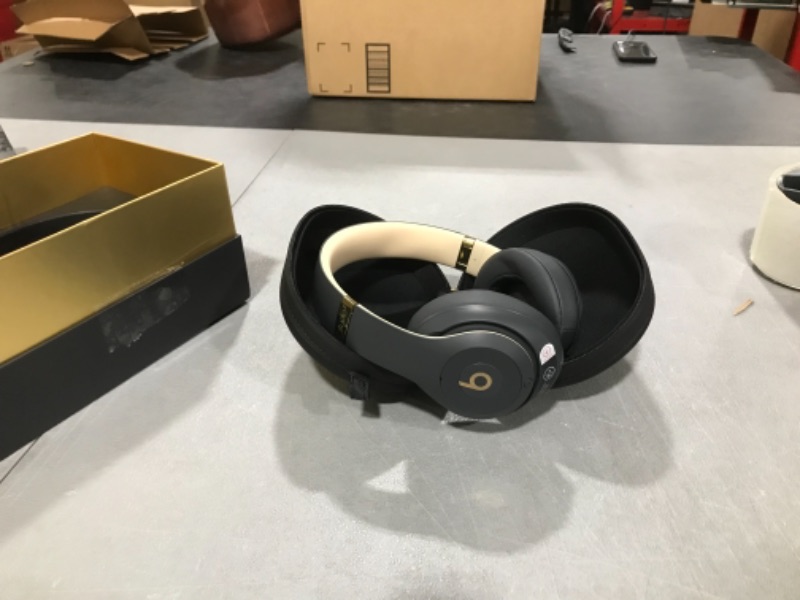 Photo 1 of Beats Studio3 Wireless Headphones - Shadow Gray