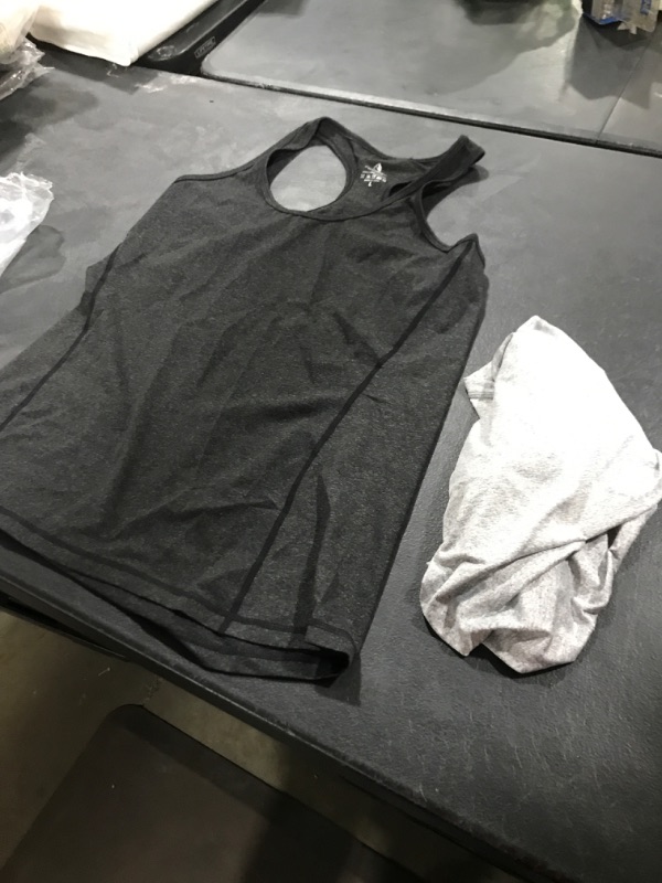 Photo 1 of Athletic tank tops pack of 2 size large