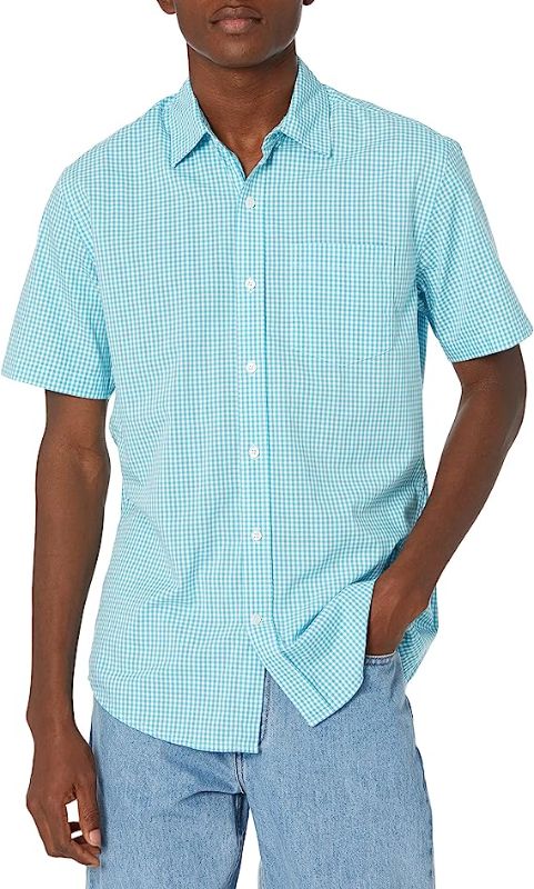 Photo 1 of Amazon Essentials Men's Regular-Fit Short-Sleeve Poplin Shirt SIZE L