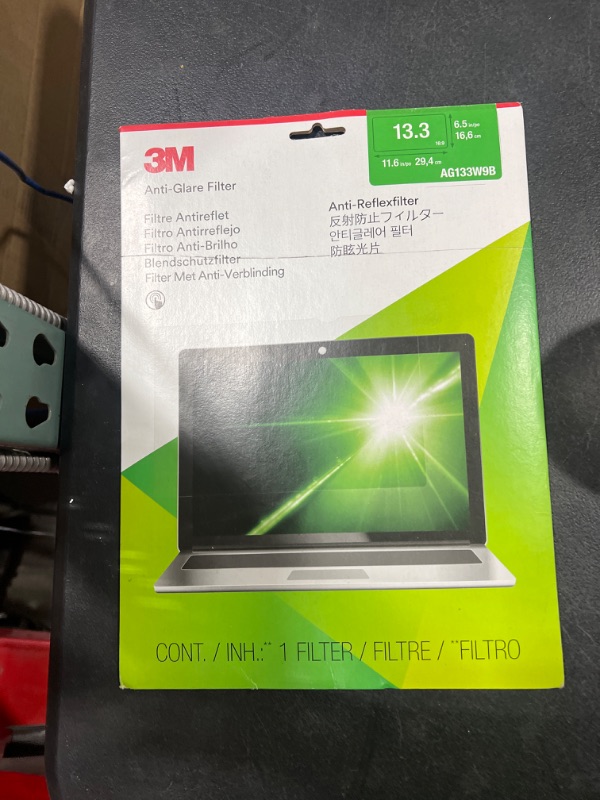 Photo 2 of 3M Anti-Glare Filter for 13.3" Laptop (AG133W9B) 13.3" Widescreen Laptop