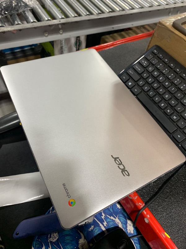 Photo 3 of Acer Swift 3 Intel Evo Thin&Light CHROMEBOOK