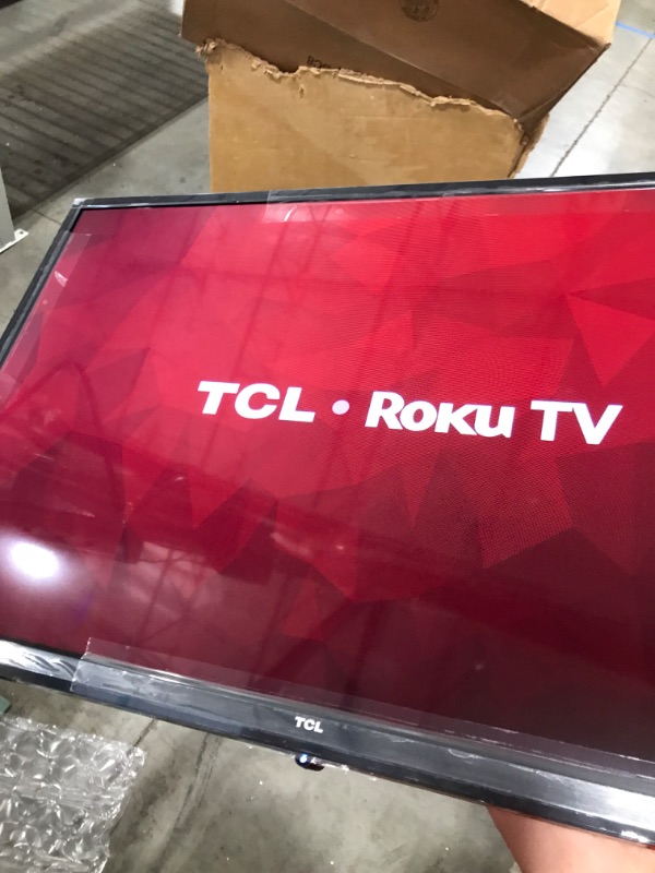 Photo 2 of TCL 32" Class 3-Series HD 720p LED Smart Roku TV - 32S355