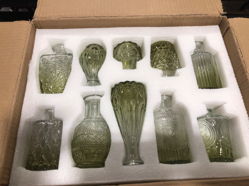 Photo 2 of 20 Pcs Glass Bud Vase Set Small Vases for Flowers Vintage Flower Vase in Bulk Cute Glass Vases for Centerpieces Rustic Decorative Glass Vase for Wedding Table Home Christmas Decoration (Green)