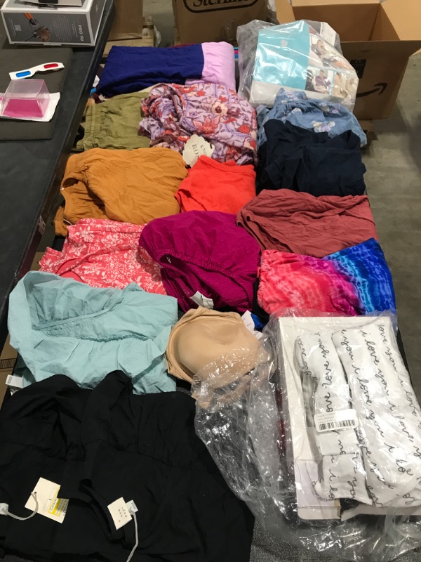 Photo 1 of ASSORTED LOT OF WOMEN'S, MEN'S & YOUTH CLOTHING & FASHION ITEMS. SIZES & STYLES VARY. NEW & PRIOR USE. 