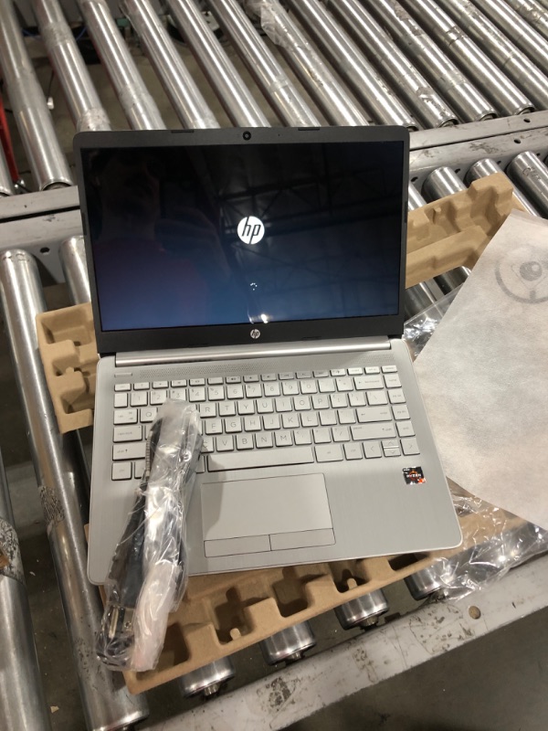 Photo 1 of HP 14-dk1025wm Laptop, AMD Ryzen 3 Pro 3250U 2.6GHz, 1TB HDD, 4GB DDR4 RAM, 14" Diagonal HD Display Windows 10 Home 64-bit (Renewed)