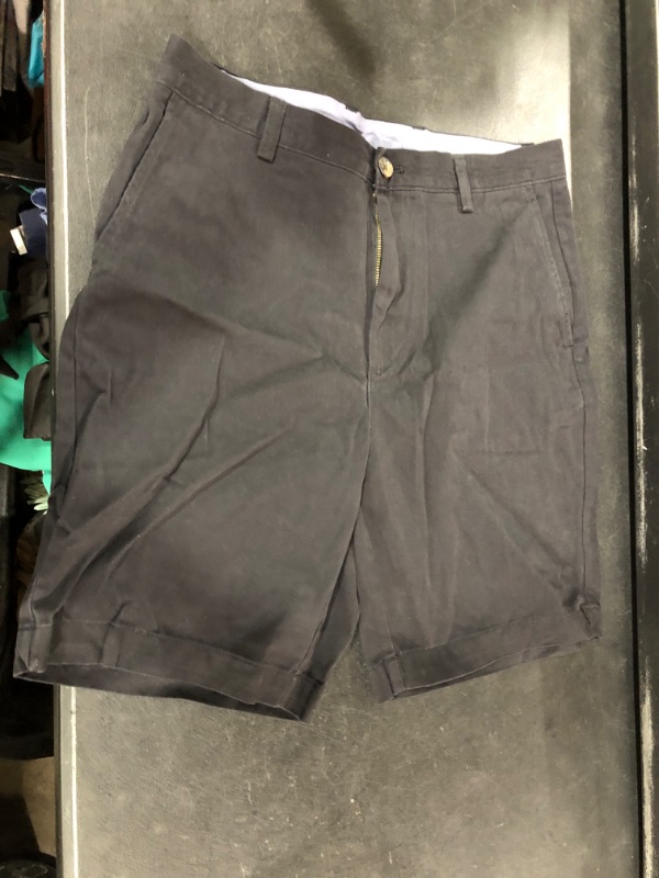 Photo 1 of AMAZON ESSENTIALS CLASSIC SHORTS SIZE 31 