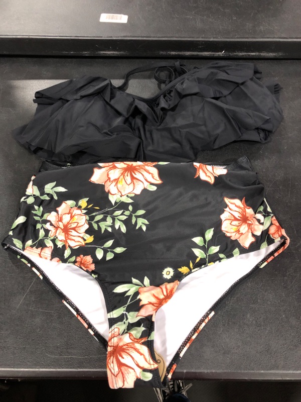 Photo 2 of 2Pcs Baby Girl Swimsuit High Waisted Bathing Suit Halter Neck Swimwear Women Bikini Sets for Family 