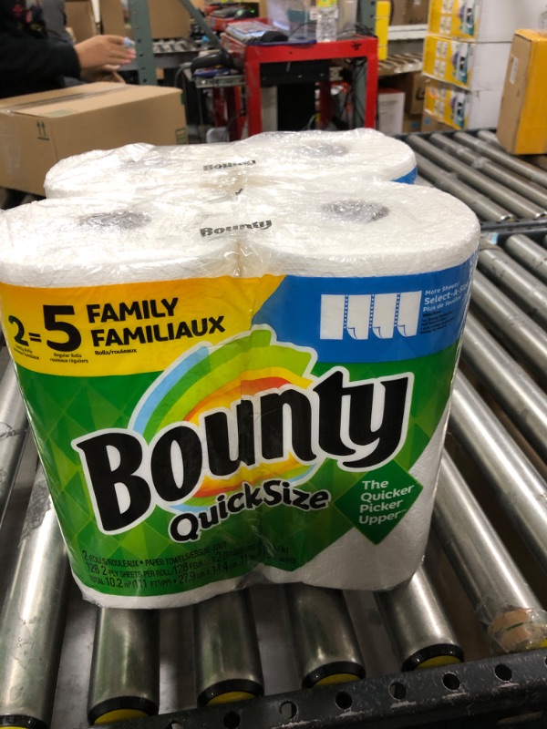 Photo 2 of 2 PKS Bounty Select-A-Size Paper Towels, White, Huge Roll, 2 Count