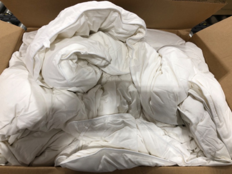 Photo 2 of  White Goose Down Comforter Cal King Size