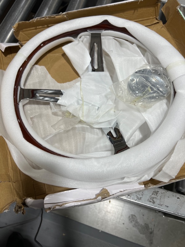 Photo 1 of Top10 Racing 380mm 15" Inch Classic Nostalgia Style Wood Grain Steering Wheel Slotted 3 Spoke Steering Wheel Riveted Light Wood Grip (15' steering wheel) Rivet steering wheel+Horn Button