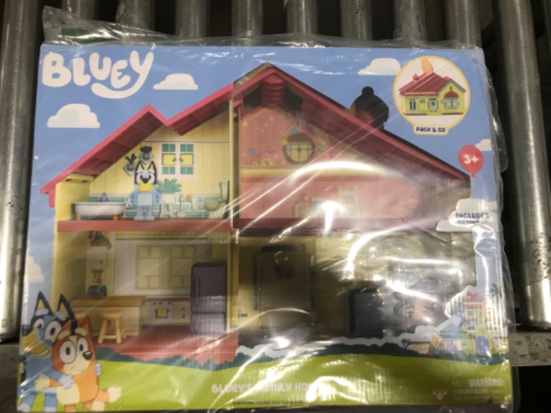 Photo 2 of Bluey Family Home Playset