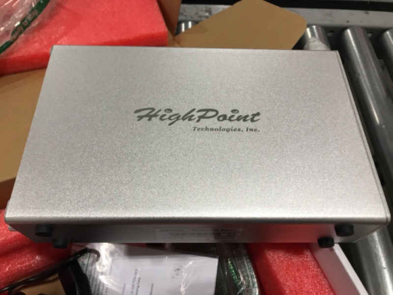 Photo 2 of Highpoint RocketStor 6661A Thunderbolt 3 to PCIe 3.0 Expansion Chassis Thunderbolt 3 PCIe 3.0x16 Expansion Chassis