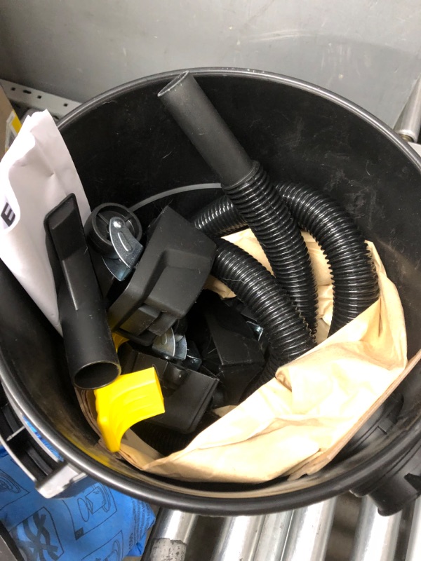 Photo 5 of *** used *** *** DOES NOT POWER ON *** ** PARTS ONLY ** Stanley - SL18116P Wet/Dry Vacuum, 6 Gallon, 4 Horsepower Black