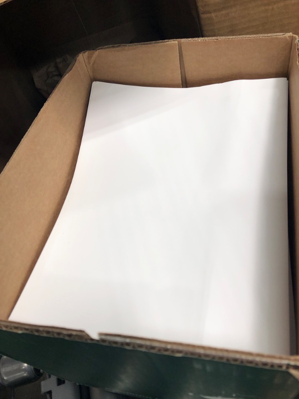 Photo 2 of Hammermill® Copy Paper, 100 Brightness, 28lb, 8-1/2 x 11, Photo W 010199102454
**return item, about 1/4 of contents are missing**
