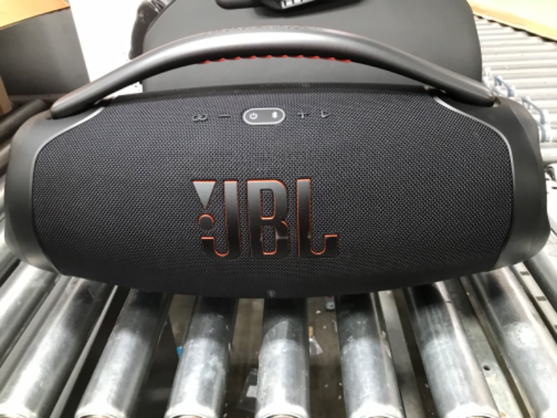 Photo 2 of JBL Flip 6 - Portable Bluetooth Speaker, Powerful Sound and deep bass, IPX7 Waterproof, 12 Hours of Playtime- Black (Renewed)
