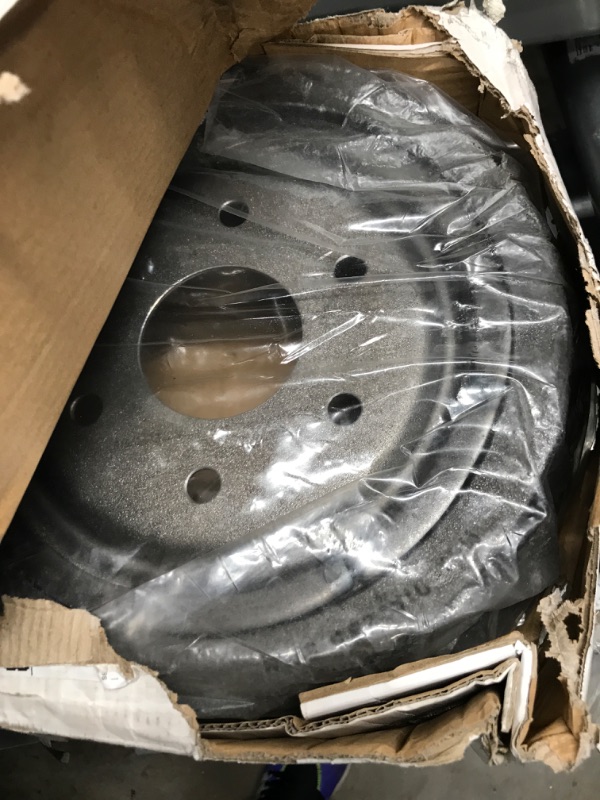 Photo 2 of ACDelco Professional 18B275 Rear Brake Drum