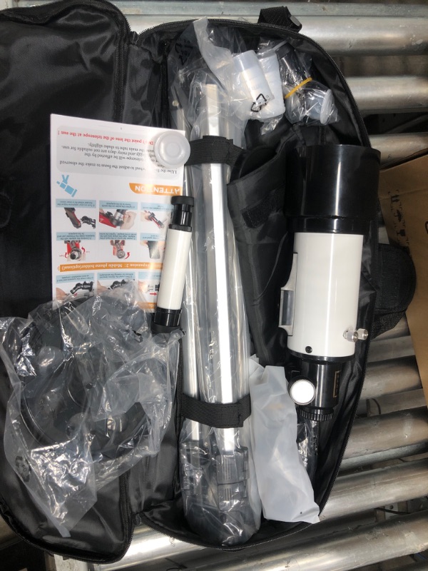 Photo 1 of Telescope for Kids & Adults,Telescopes for Astronomy Beginners,70mm Aperture 400mm Portable Travel Astronomy Refractor Telescope with Carry Bag,Phone Adapter and Tripod
