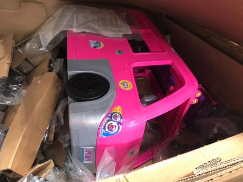 Photo 3 of *MISSING PARTS** Barbie Dreamcamper Vehicle Playset

