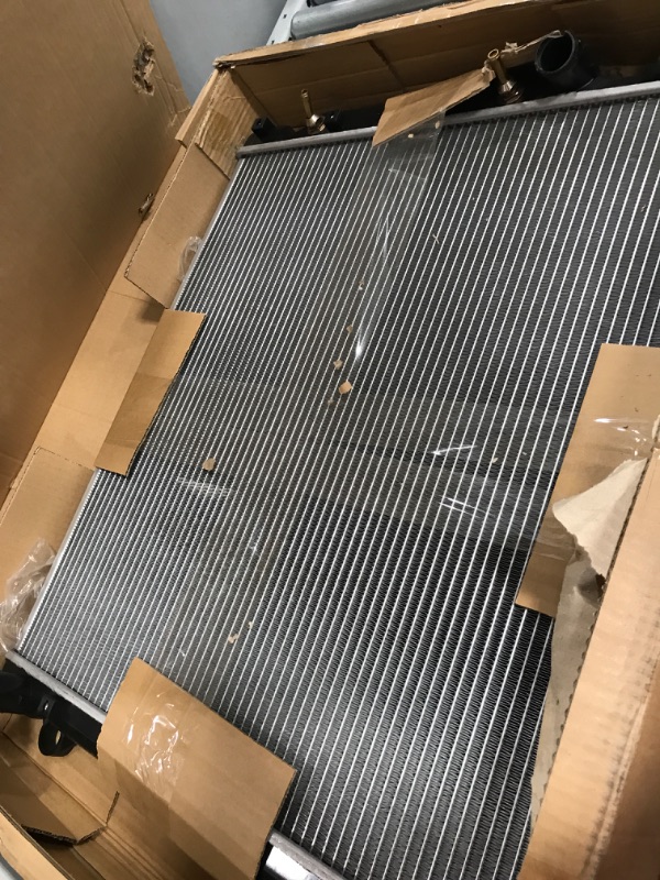 Photo 1 of Mishimoto Plastic End-Tank Radiator Compatible With Toyota 4Runner 2003-2009