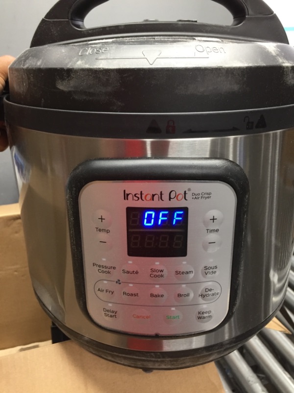 Photo 4 of ***TESTED/ POWERS ON***Instant Pot 8 qt 11-in-1 Air Fryer Duo Crisp + Electric Pressure Cooker