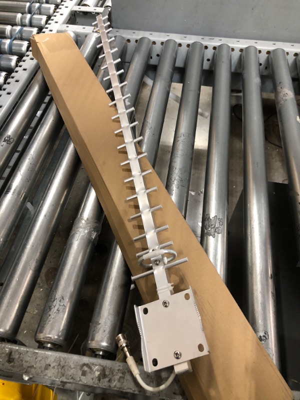 Photo 1 of Tupavco TP513 Yagi WiFi Antenna 2.4GHz (17dBi) Outdoor Directional Signal (H:25° V:24°) Long Distance Range (High-Gain Weatherproof) Wireless Network (Pole Mount) N-Female Pigtail Connector