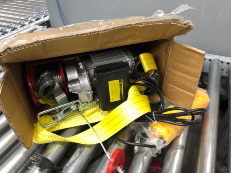 Photo 3 of **HARDWARE INCOMPLETE**
VEVOR Electric Hoist with Wireless Remote Control 440LBS & Single/Double Slings Electric Winch, 110V Electric Hoist for Lifting in Garage, Balcony, Construction Site and Other Scenarios
