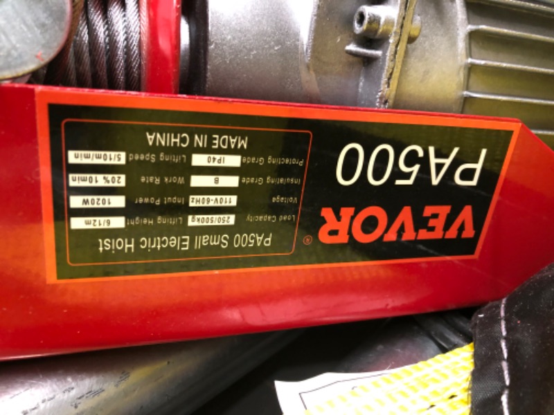 Photo 2 of **HARDWARE INCOMPLETE**
VEVOR Electric Hoist with Wireless Remote Control 440LBS & Single/Double Slings Electric Winch, 110V Electric Hoist for Lifting in Garage, Balcony, Construction Site and Other Scenarios
