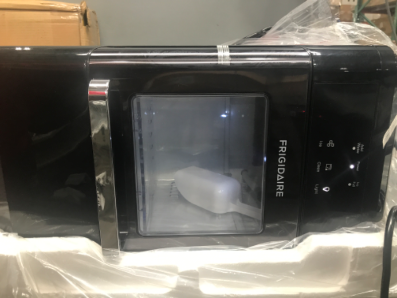 Photo 2 of ***TESTED/ POWERS ON**Frigidaire EFIC237 Countertop Crunchy Chewable Nugget Ice Maker, 44lbs per day, Auto Self Cleaning, Black Stainless