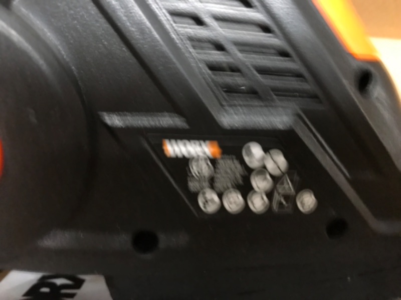 Photo 3 of **MISSING BATTERY** WORX WG252.9 20V Power Share 2-in-1 20" Cordless Hedge Trimmer (Tool Only) 20V Battery + Charger Sold Separately