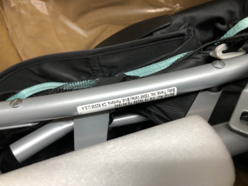 Photo 1 of Baby Trend EZ Ride 35 Travel System, Doodle Dots
