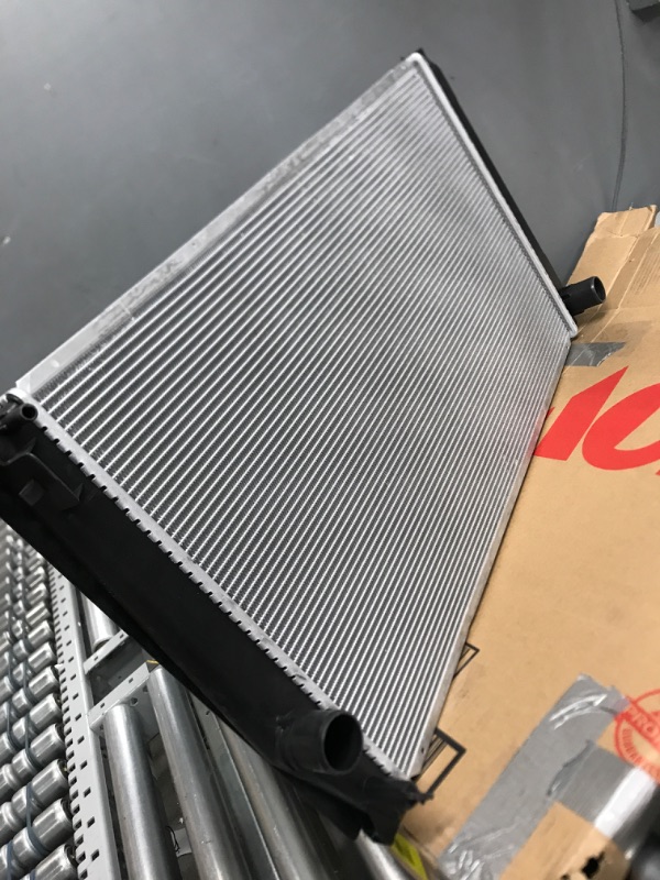 Photo 2 of Denso 221-3116 Radiator