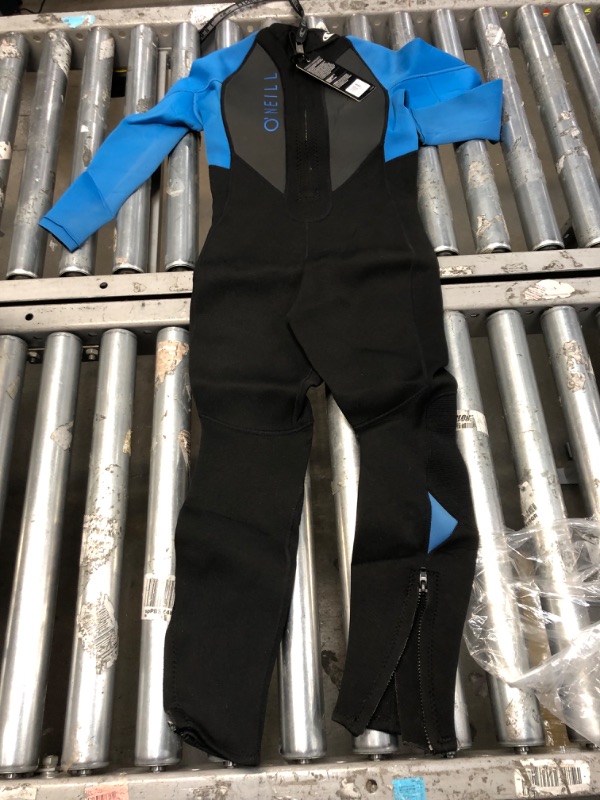 Photo 2 of **MINOR WEAR & TEAR**O'Neill Youth Reactor-2 3/2mm Back Zip Full Wetsuit 14 Black/Slate