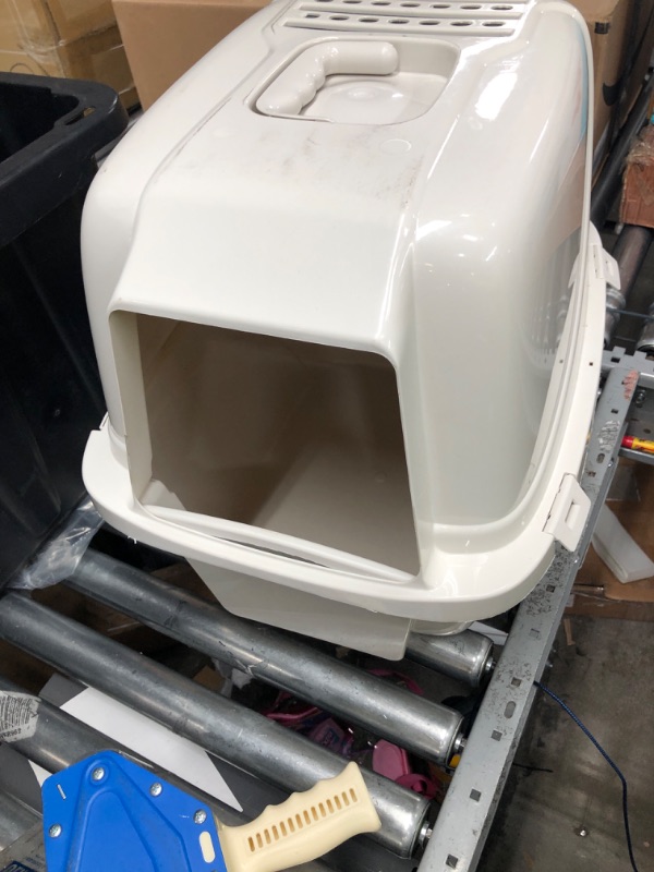 Photo 2 of  Large Enclosed Cat Litter Box, Hooded, Pearl, CP6
